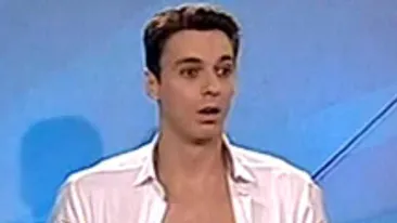 Cum arata sora lui Mircea Badea aproape dezbracata! Nu a mai aparut niciodata asa