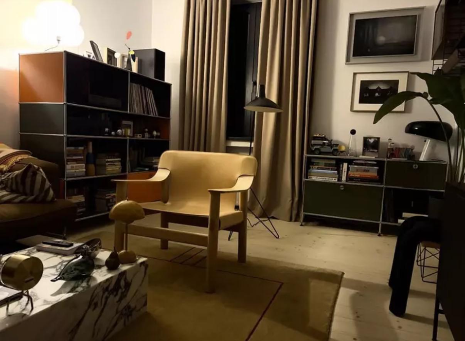 Cum arată apartamentul lui Maurice Munteanu din București. Locuința l-a costat peste 115.000 de euro
