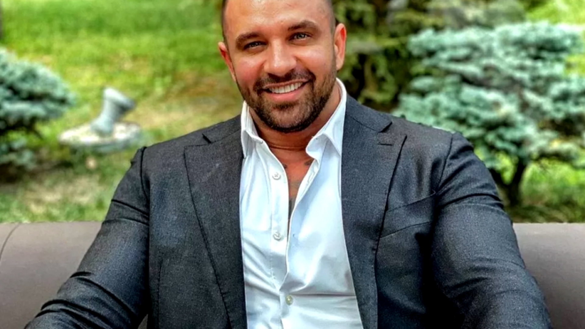 Cine l-a vizitat pe Alex Bodi la vila din Tunari? „Mulțumesc că ai venit”