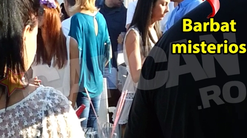 Vraja marii a atins-o si pe ea! Monica Iagar, dans pe plaja cu un barbat misterios