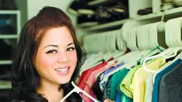 Femeile pierd 7,5 ore ca sa isi aleaga rochia perfecta