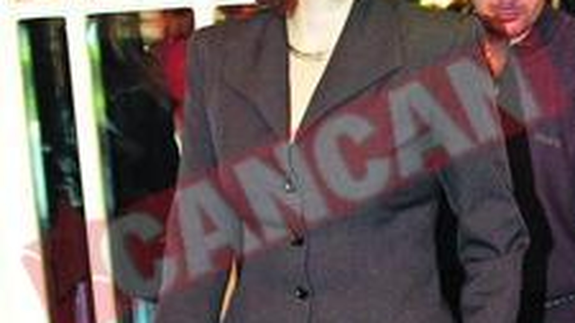 Roberta Anastase a facut campanie din usa-n-usa