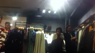 Marius Bodochi a inceput timid sa-si refaca garderoba, dupa ce hainele in valoare de 35.000 E i-au ars in casa!