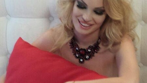 Au aruncat verighetele la gunoi, dar au ramas legati! Am aflat ce au facut in miez de noapte ultimii divortati din showbiz!