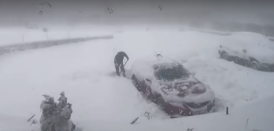 S-a așternut strat gros de zăpadă /Foto: Captură video Pro TV