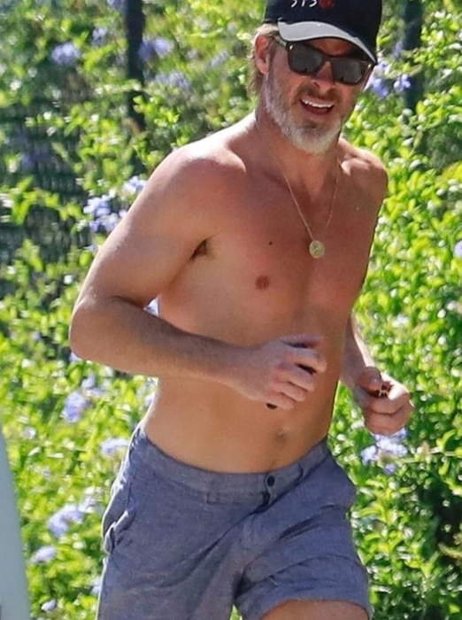 Schimbare şocantă! Cum arată acum Chris Pine: „Parcă ar avea 60 de ani”