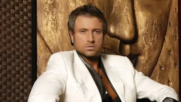 Fotografii dementiale cu designerul Catalin Botezatu! Nici nu ti-a trecut prin cap ca ar putea sa faca asa ceva