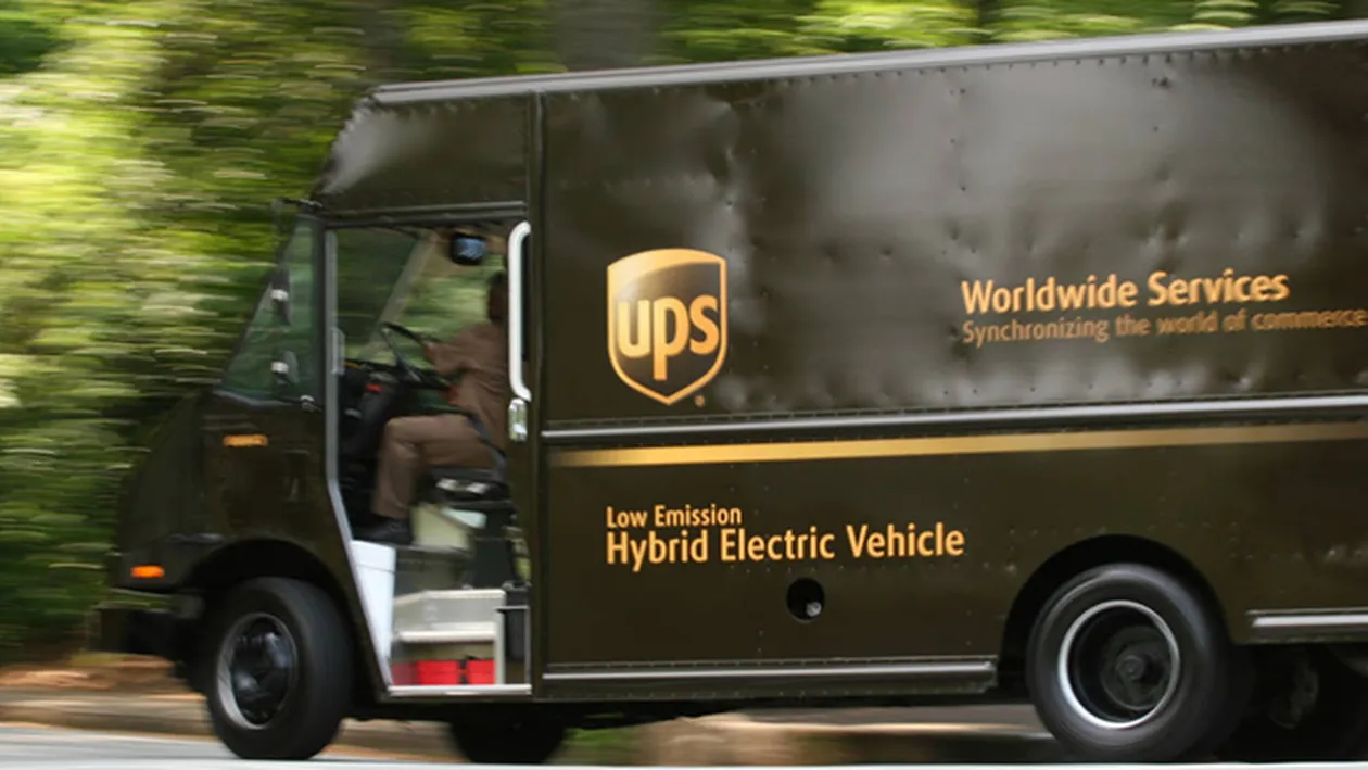 Politica de succes! Camioanele de la UPS nu vireaza niciodata la stanga!