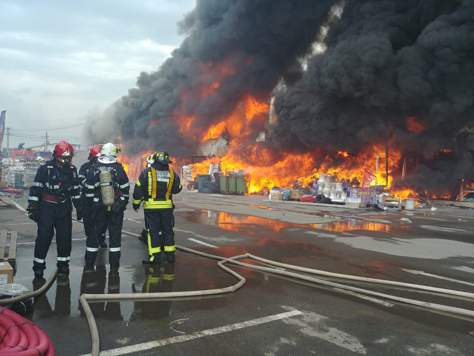 Incendiu devastator la Doraly