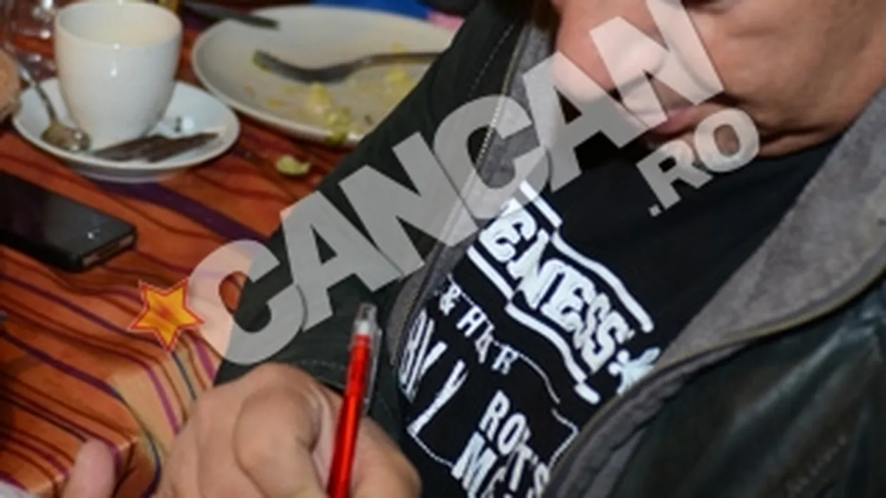 Recunoscut departe de tara!  Fanii au facut rand in fata lui Bodo, intr-un restaurant din Bruxelles