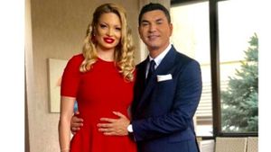 Ce gest a făcut Cristian Borcea după ce Valentina Pelinel a născut. Blondina a rămas fără cuvinte