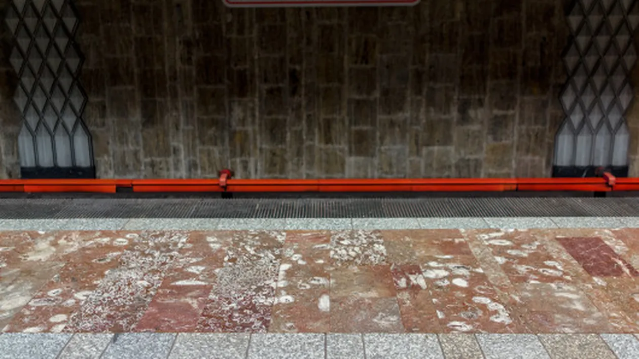 Comuniștii erau șic / Ne-au dus pașii-n Cretacic. Povestea unei stații de metrou aparte