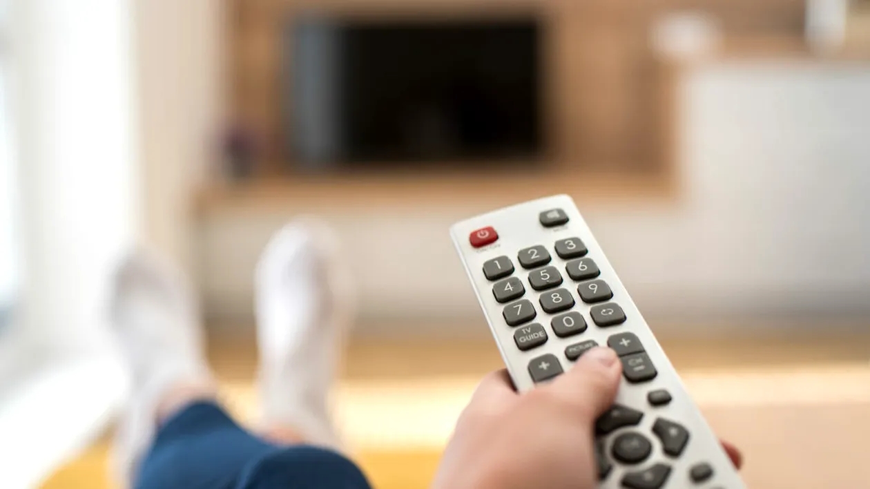 Program TV 1 ianuarie 2026. Ce vezi pe Antena 1 și Pro TV în prima zi din an