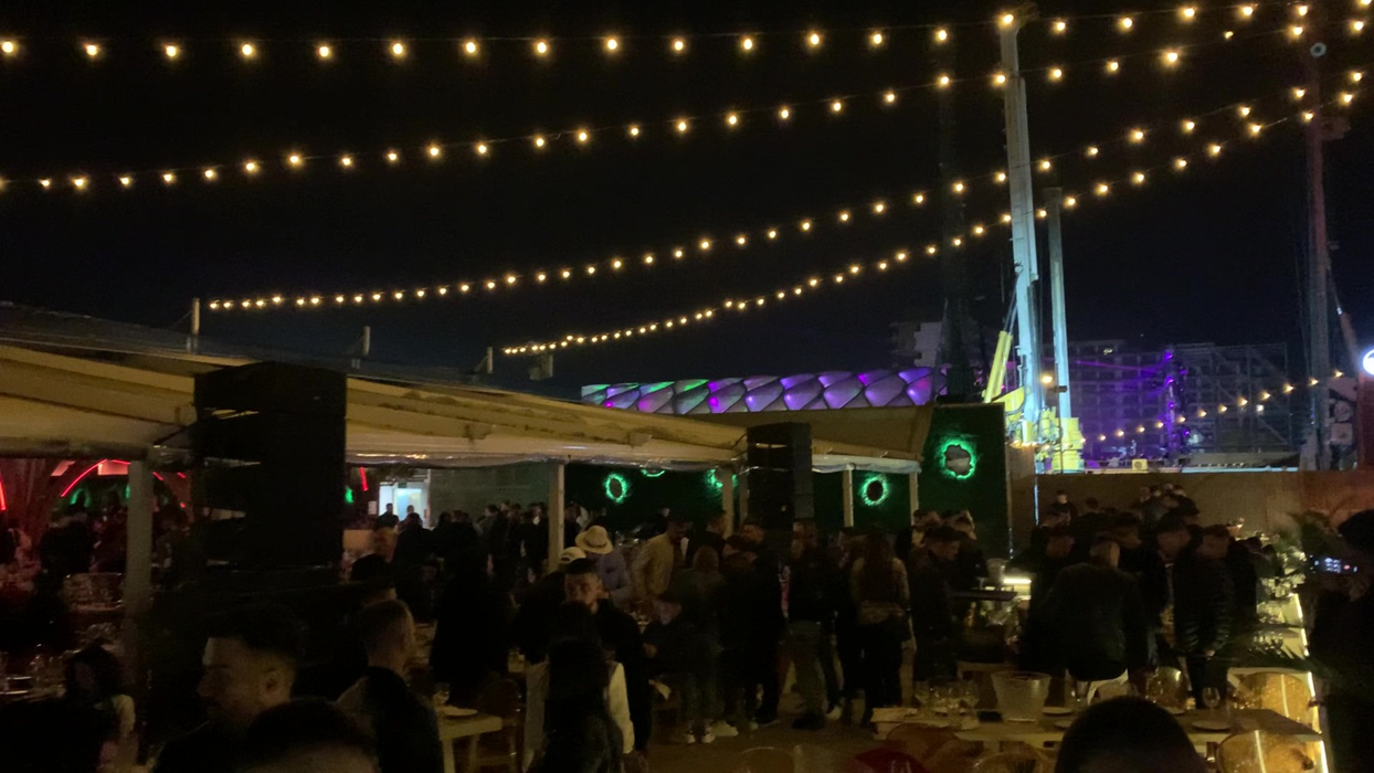 "Cartierul general" al petrecerii de 1 Mai de la Mamaia s-a mutat, de la Loft și Nuba, la Breeze (Foto: CANCAN.RO)