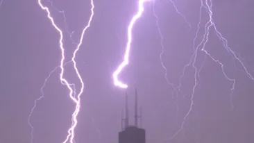 O femeie a fost spulberata de fulger in timp ce mergea cu bicicleta