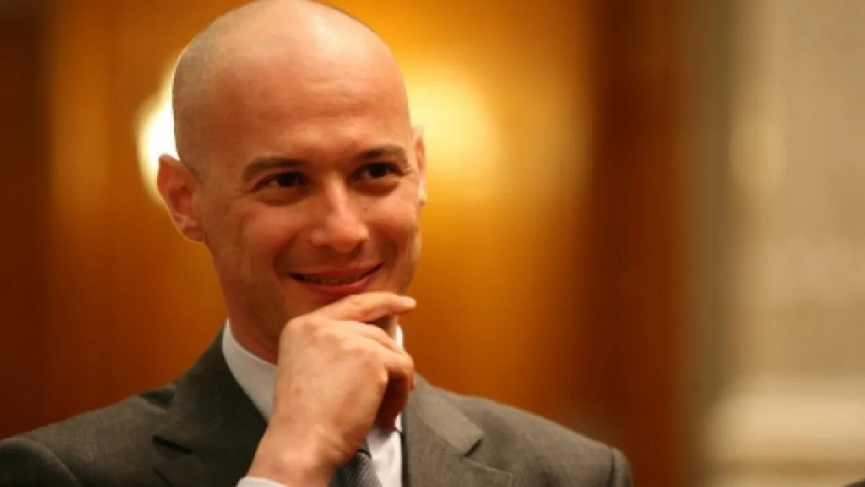 Cum a reuşit BOGDAN OLTEANU să o influenţeze pe şefa PNL în legătura cu candidatura lui MARIAN MUNTEANU