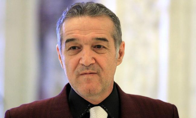 Câți lei a dat Gigi Becali celor 4 cerșetori din imagine. Nici lor nu le-a venit să creadă