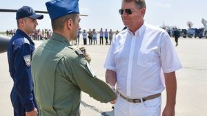 Imaginea cu Klaus Iohannis devenită virală! I-a cucerit pe români care l-au transformat în erou de film