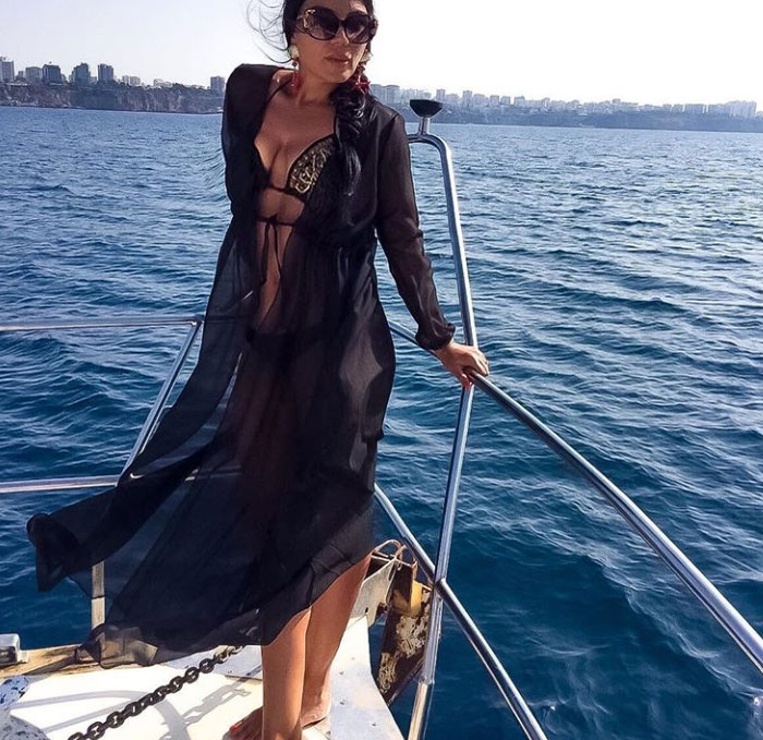 Alexandra Dumitru, o tânără super-sexy
