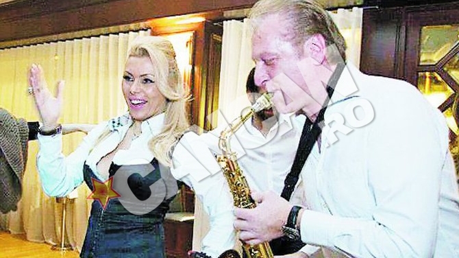 Nikky Mccoy, colaboratoarea lui Whitney Houston, a cantat pentru Jasmine! A angajat-o pe 6.000 euro !