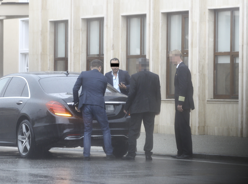 Miliardarul arab a venit, în mare taină, la București, cu avionul privat, ca să o vadă pe iubita româncă