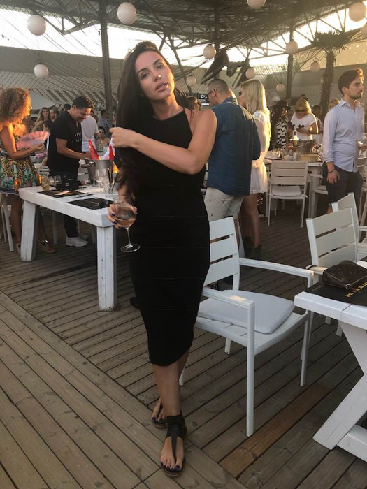 Cristina Roman este în doliu! Tocmai a anunțat că s-a stins din viață:  “Dumnezeu să te ierte“