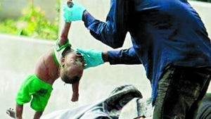 Copiii din Haiti, singuri printre cadavre