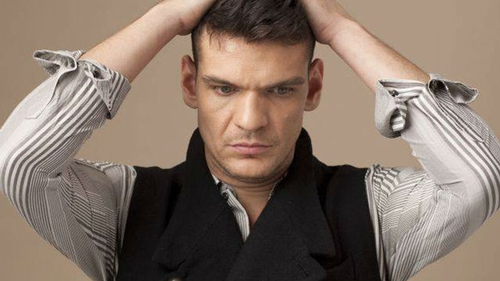 TUDOR CHIRILĂ, pus la zid de doi prezentatori, după un concert: ”Eram pe scenă în faţa câtorva mii de oameni şi au sugerat că sunt... ”
