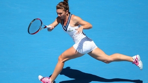 Simona Halep s-a calificat in turul doi la BRD Bucharest Open! 3500 de oameni au sustinut-o din tribune!