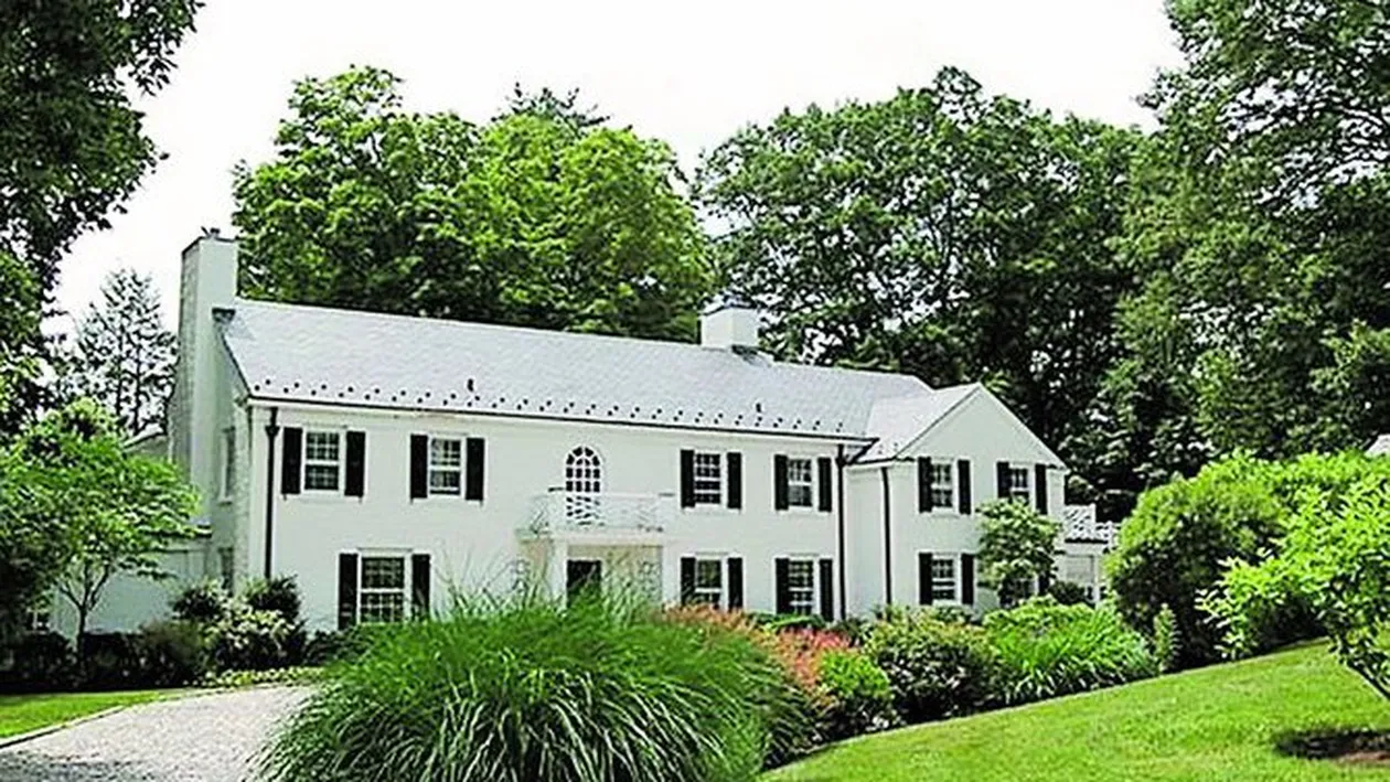 S-a retras intr-o casa de 5 milioane $