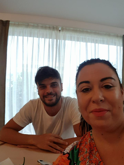 Oana Roman, primele declarații după operația soțului ei: ”El este la terapie intensivă”