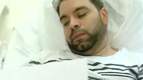 Nici de pe patul de spital Florin Salam nu isi uita fanii! Le-a transmis cu lacrimi in ochi un mesaj emotionant!