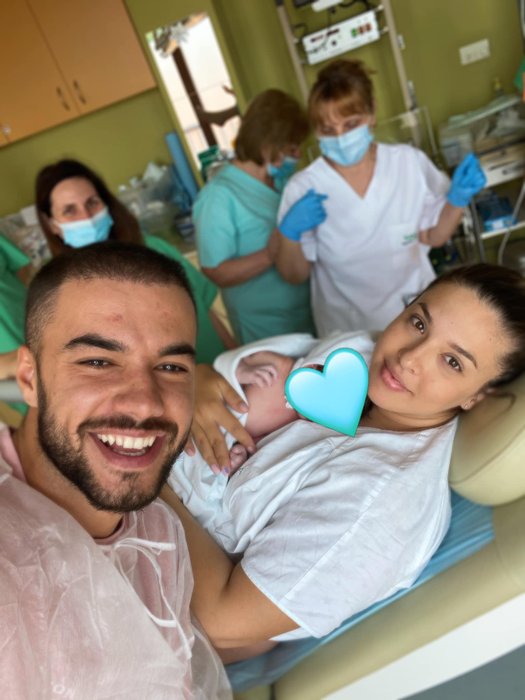 Daniela Iliescu și Culiță Sterp în ziua în care s-a născut Milan (Sursă: Facebook)