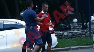 Torje merge in alb-rosu si pe strada