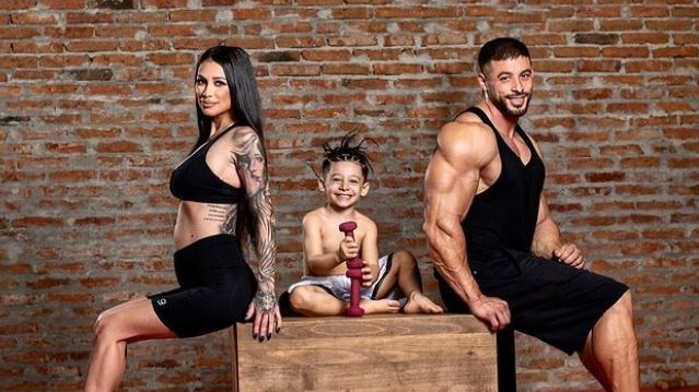 În trei săptămâni, Roxana Vancea va deveni mămică. Câte kilograme a acumulat până acum. “Nu mă simt însărcinată”