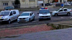 Ghenosu şi fiul lui, luaţi de mascaţi direct din sala de forţă