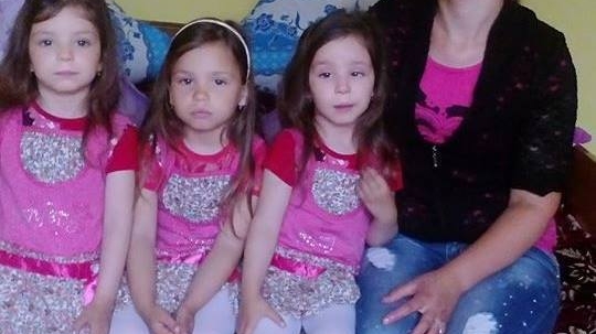 Drama unei mame de tripleţi din Vaslui: a fost diagnosticată cu leucemie şi are nevoie urgentă de sânge. "Să dea Dumnezeu să putem realiza transplantul"