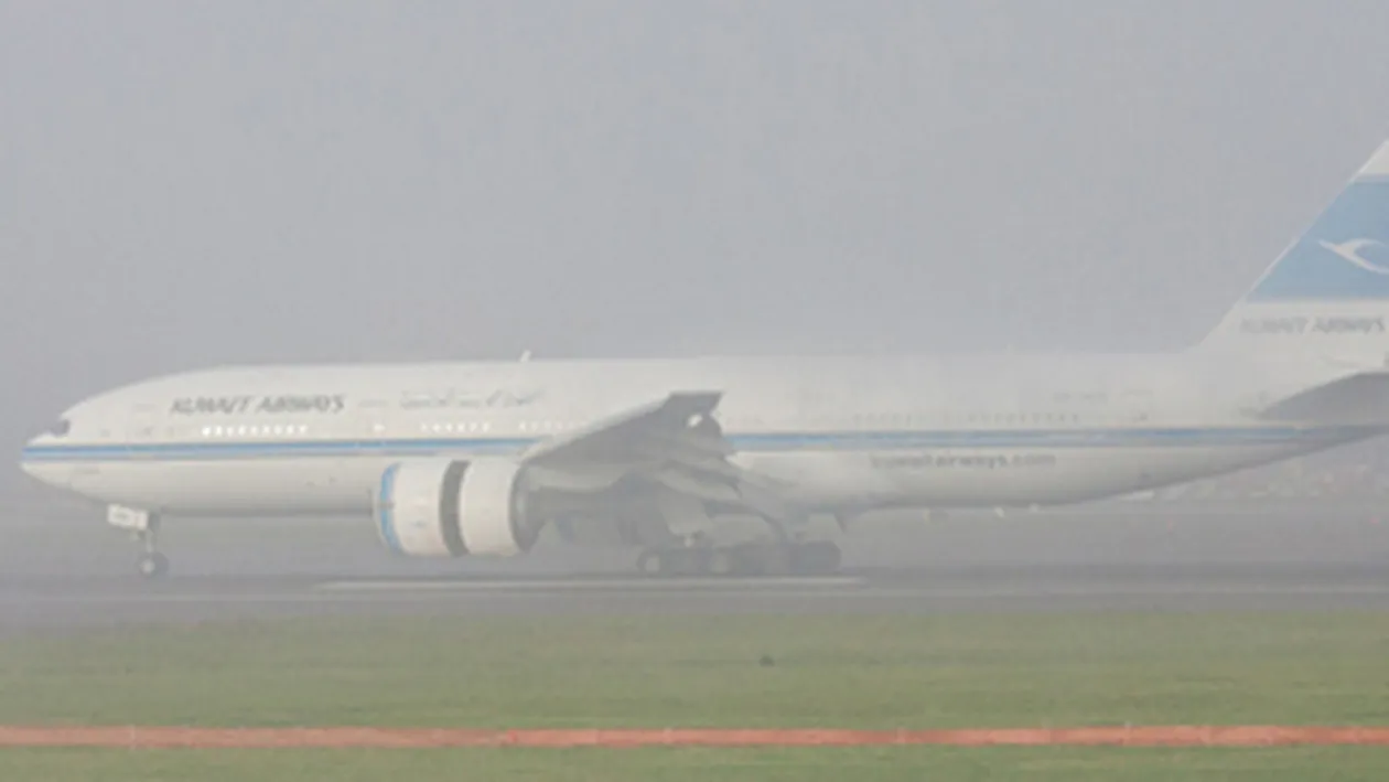 Mii de pasageri au ramas pe aeroporturile din Londra din cauza cetii dense! 132 de zboruri au fost anulate!