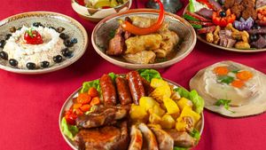 Crăciunul de acum 30 de ani: cât de „lux” era, de fapt, sărbătoarea când salariul ajungea doar de o sărmăluță?