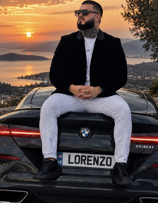 Cum se înțelege Lorenzo cu cei trei copii ai săi. Comportamentul Nattashei față de ei