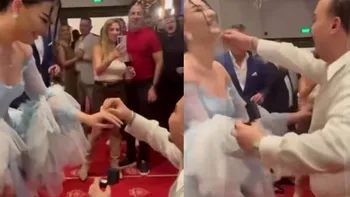 Surpriza finalului de an! S-au logodit de Revelion, la scurt timp după ce s-au împăcat