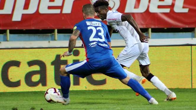 Moldovenii ținuți în afara locurilor de play-off de ardeleni!