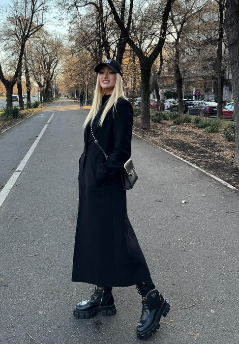 Chinul prin care trece Iuliana Pepene. Știrista de la Antena 1 se trezește zilnic la 3 dimineața