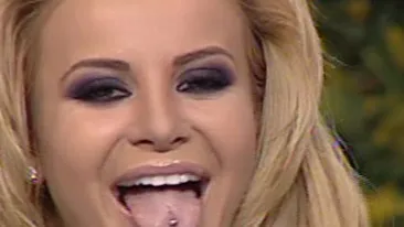 Marinei Dina i-a placut foarte mult la CANCAN TV! A venit fara sutien si cu sfarcurile la vedere