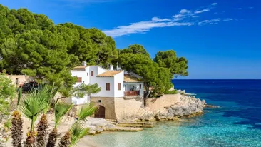 Ibiza și Mallorca, distracție cu restricții din august! Cetățenii unei țări au accesul interzis pe Insulele Baleare