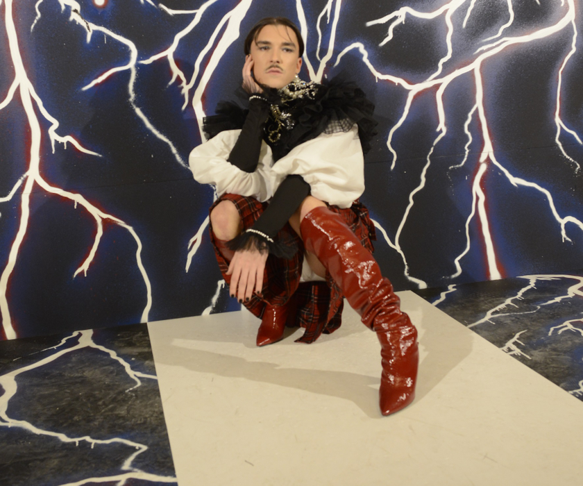 Emil Rengle, o prezență inedită la gala Elle