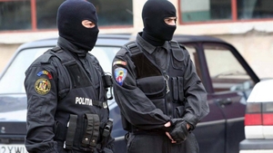 Percheziții în Constanța și Călărași. 7 persoane au fost reținute pentru contrabandă și delapidare