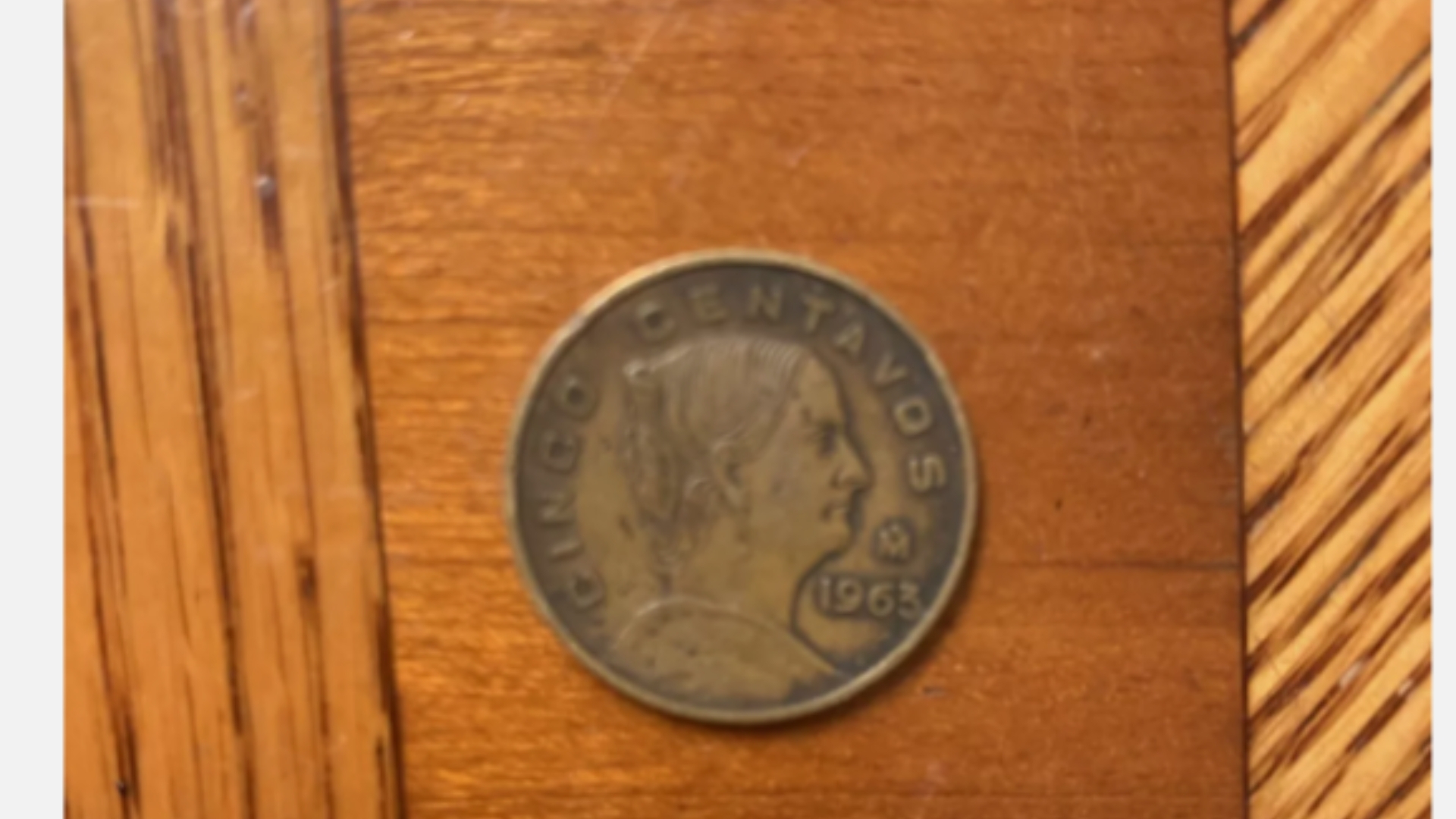Cum arată moneda care valorează acum aproape 500.000 de euro. Colecționarii o caută de zor