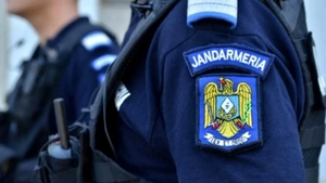 Andreea Bumbac, purtătoarea de cuvânt a Brigăzii Speciale a Jandarmeriei, prinsă cu drogurile în poșetă! Colegii ei au fost cei care i-au descoperit pliculețele cu praf alb
