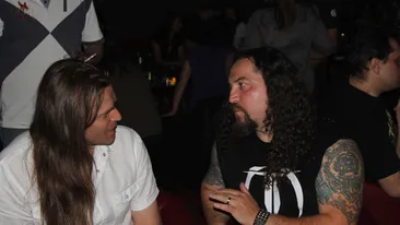 Intalnire de taina inainte de selectia vocalistului Iris! Rafael si Costica Sandu s-au “masurat” o noapte intreaga in club!